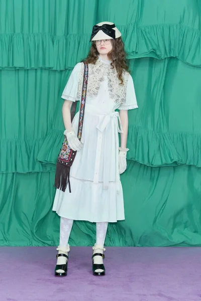 Look 46